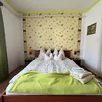 Apartment Joker Apartmanhaus Heviz