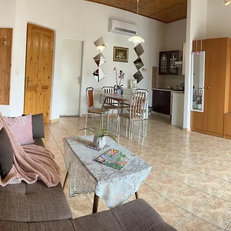 Joker Apartmanhaus 아파트 *