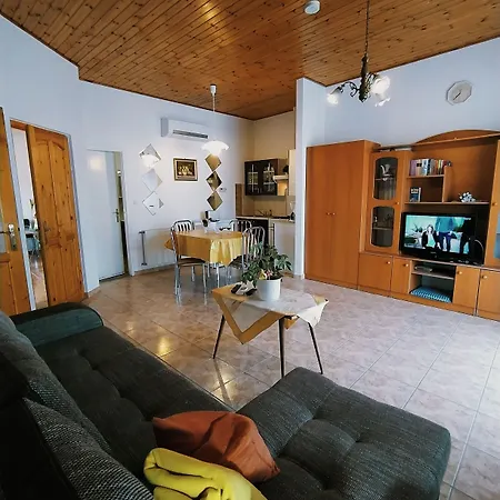 Joker Apartmanhaus